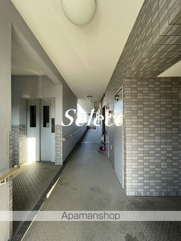 シンベルク横濱のロビー