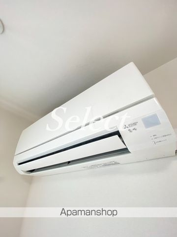 ＣＯＭＦＯＲＴ　ＹＯＫＯＨＡＭＡの内装