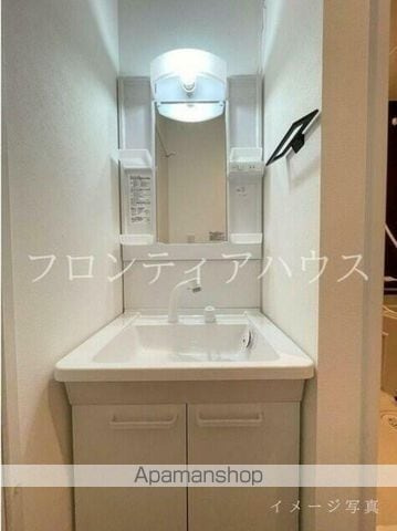 ＣＯＭＦＯＲＴ　ＹＯＫＯＨＡＭＡの内装