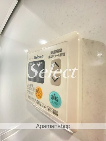 ＣＯＭＦＯＲＴ　ＹＯＫＯＨＡＭＡの内装