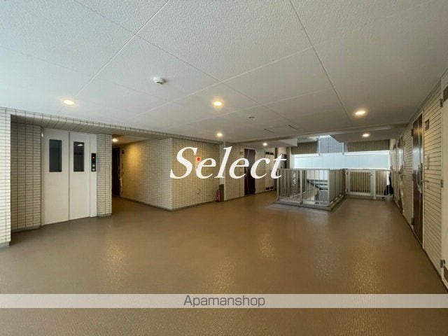 イーリス浅間町のロビー