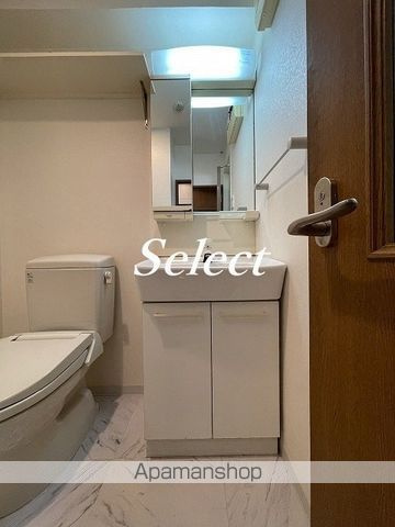グリフィン横浜・桜木町弐番館の内装