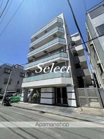 横浜市西区久保町の賃貸マンションの外観