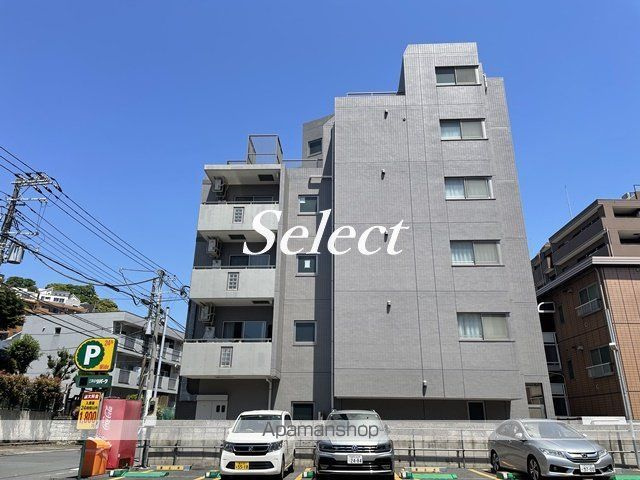 アーバンフォート横浜の外観