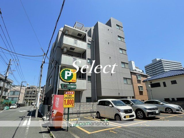 アーバンフォート横浜の外観