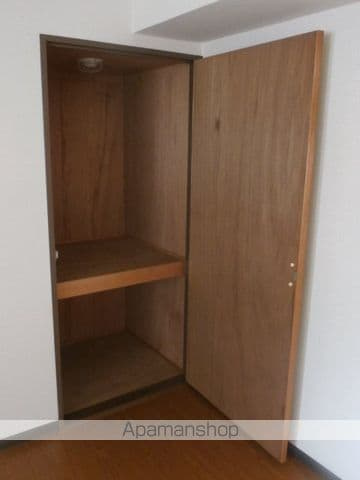 横浜市西区楠町の賃貸マンションの内装