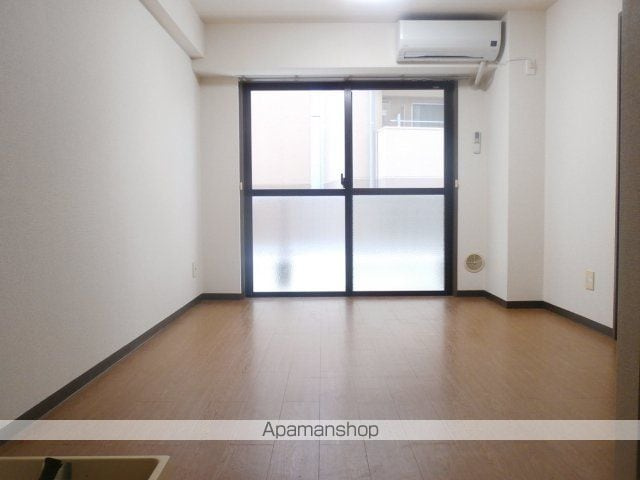 横浜市西区楠町の賃貸マンションの内装