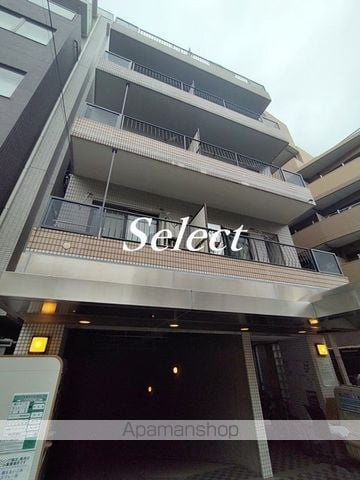 横浜市西区楠町の賃貸マンションの外観