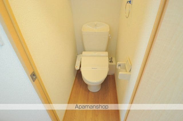 レオパレスハイム三ツ沢の内装
