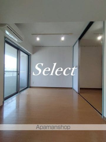ペレネＡＩの内装