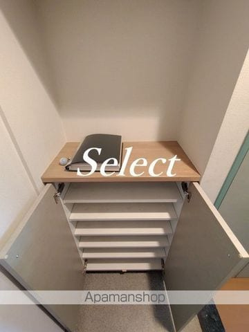 ペレネＡＩの内装