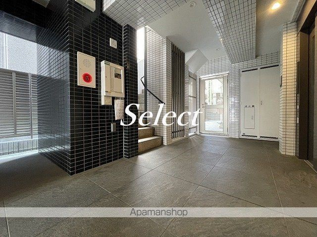 横浜市神奈川区松本町４丁目の賃貸マンションのロビー
