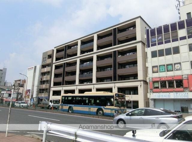 横浜市神奈川区松本町１丁目の賃貸マンションの外観