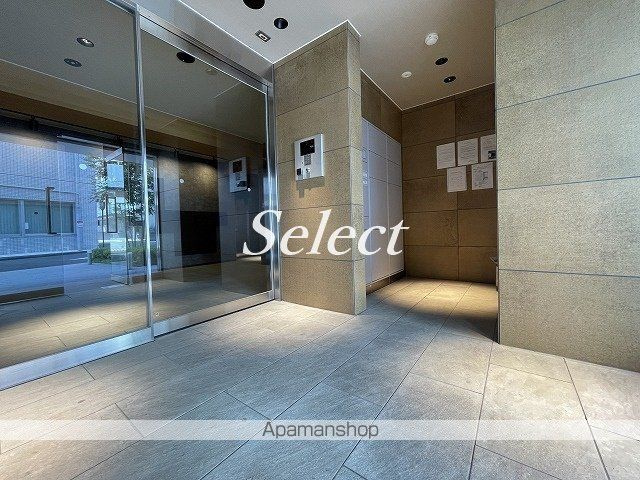 メインステージ東神奈川Ⅱのロビー