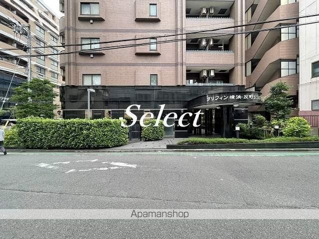 グリフィン横浜・反町公園弐番館の外観