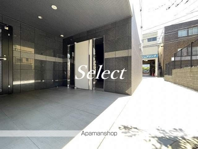 アイル横浜ベイサイドのエントランス