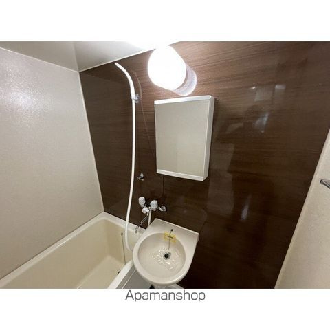 セラーズ二宮の内装