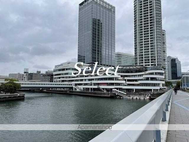 レイナの周辺|横浜ベイクォーター ショッピングセンター 444m 