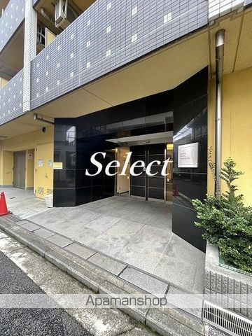 スパシエベルタ横浜のエントランス