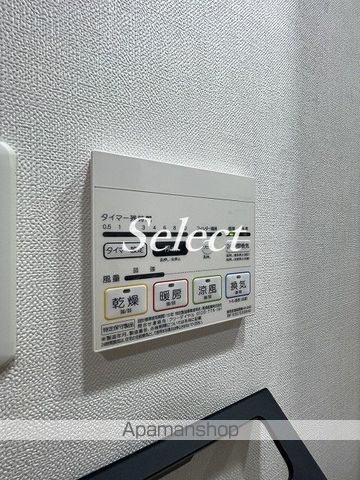 横浜市神奈川区神奈川２丁目の賃貸マンションの内装