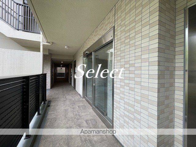 クレイシア横浜ヴェールのロビー