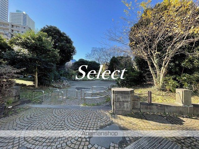 横浜市神奈川区青木町の賃貸マンションの周辺|神奈川公園 公園 410m 