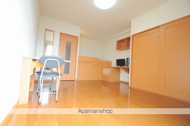 レオパレスヴェルデカーサ二俣川の内装