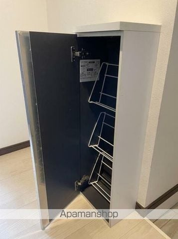 ＥＶＥＲ　ＬＥＡＦ上大岡の内装