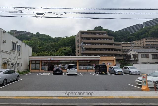 横浜市港南区上大岡東２丁目のアパートの周辺|セブンイレブン コンビニ 1708m 