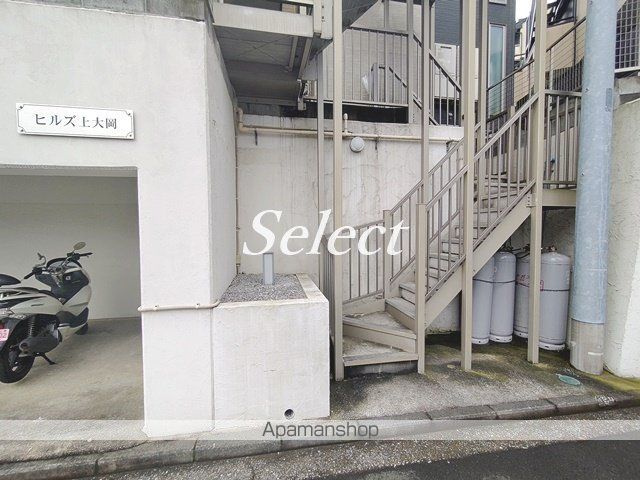 ヒルズ上大岡のエントランス
