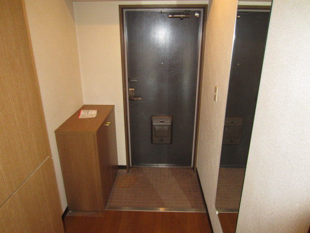 【玄関】