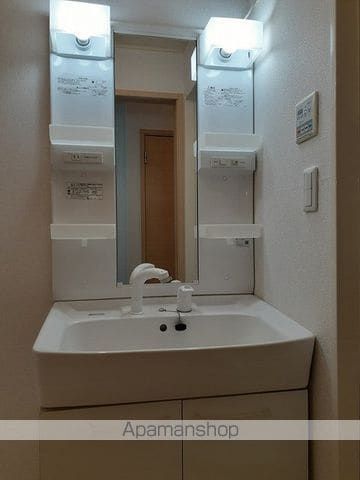 オクターヴの内装