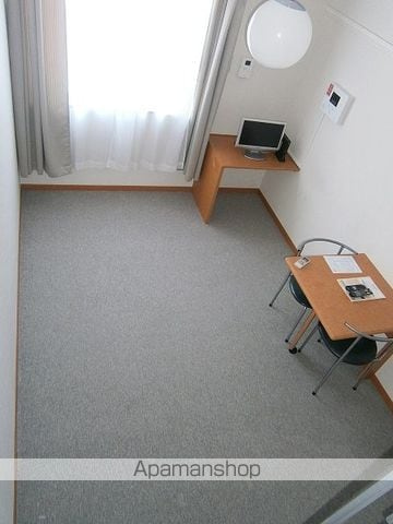 レオパレスグランメールの内装