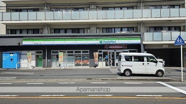 ＥＶＥＲＡ大倉山の周辺|ファミリーマート コンビニ 4259m 