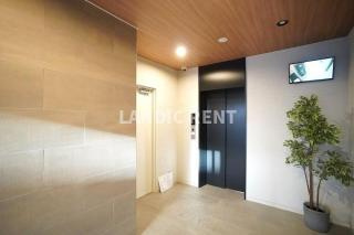 【ロビー】 | MODERN PALAZZO 博多vicino