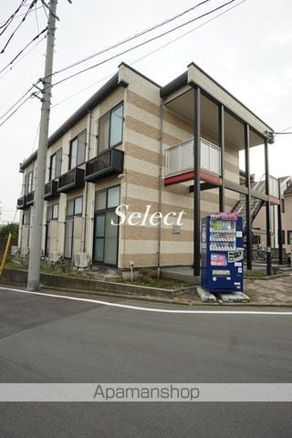 レオパレス久良岐ヶ丘の外観