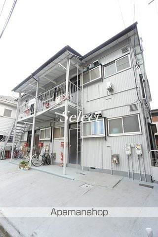 横浜市磯子区杉田５丁目のアパートの外観