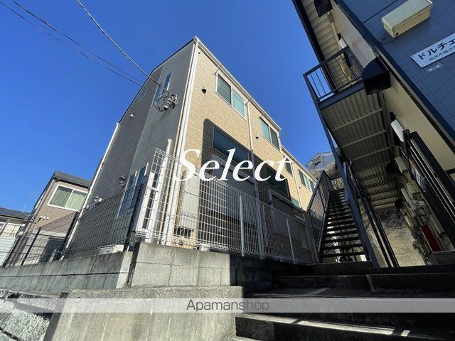 横浜市磯子区杉田３丁目のアパートの外観
