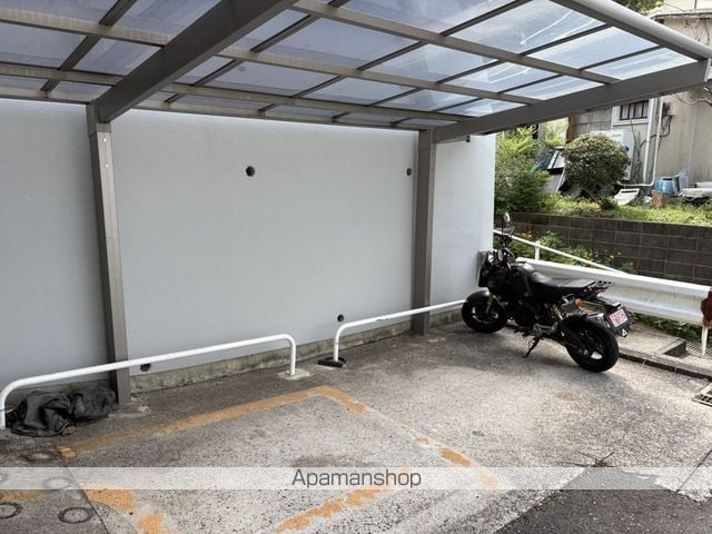 カンパネーラ上星川の駐車場