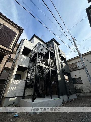 横浜市保土ケ谷区西久保町のアパート