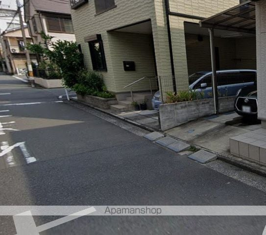 カーサ　メグリオのエントランス