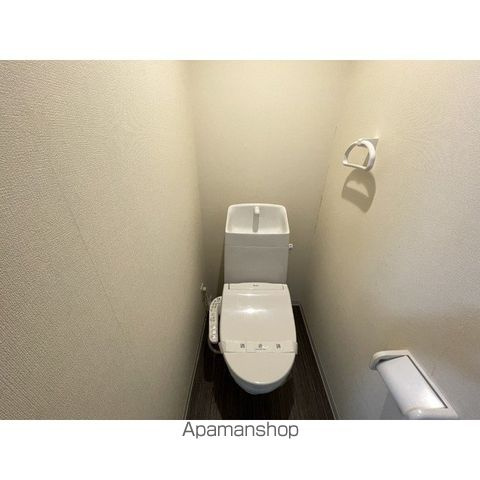 スリーパインズの内装