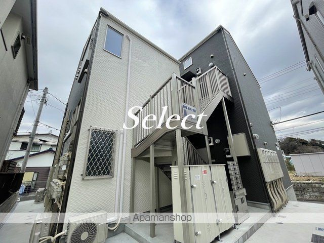 横浜市南区堀ノ内町２丁目のアパートの外観