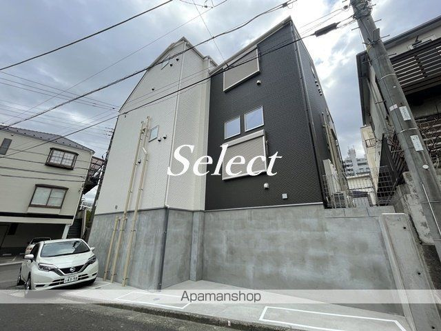 横浜市南区堀ノ内町２丁目のアパートの外観