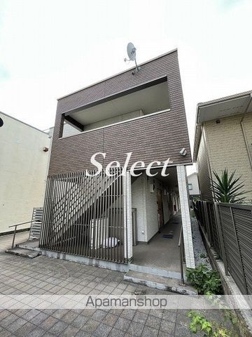 クレイノラルゴの外観