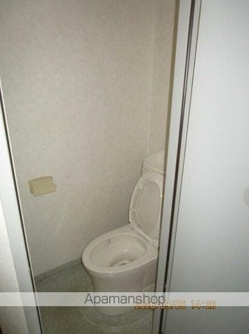 横浜市中区矢口台のアパートの内装