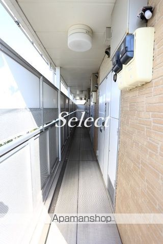 レオパレスイノウエのロビー