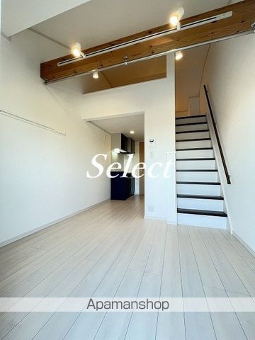 横浜市中区本郷町３丁目のアパートの内装