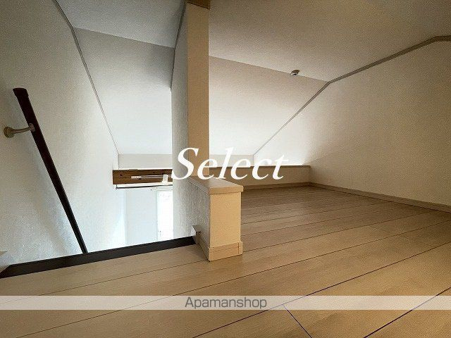 横浜市中区本郷町３丁目のアパートの内装