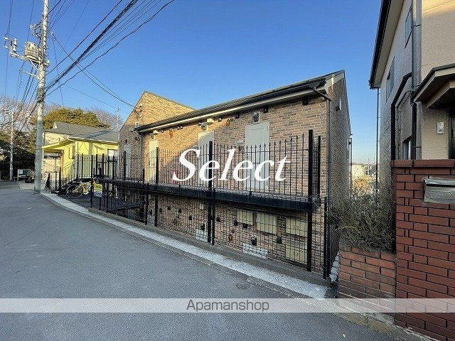 横浜市中区本郷町３丁目のアパートの外観